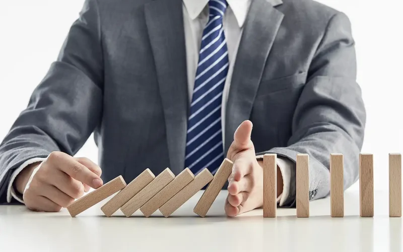 Compliance & Risk Management